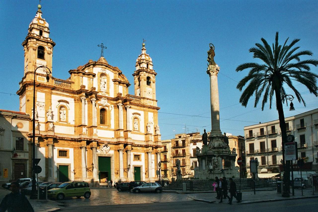 La Vucciria Di Guttuso Bed & Breakfast Palermo Bagian luar foto