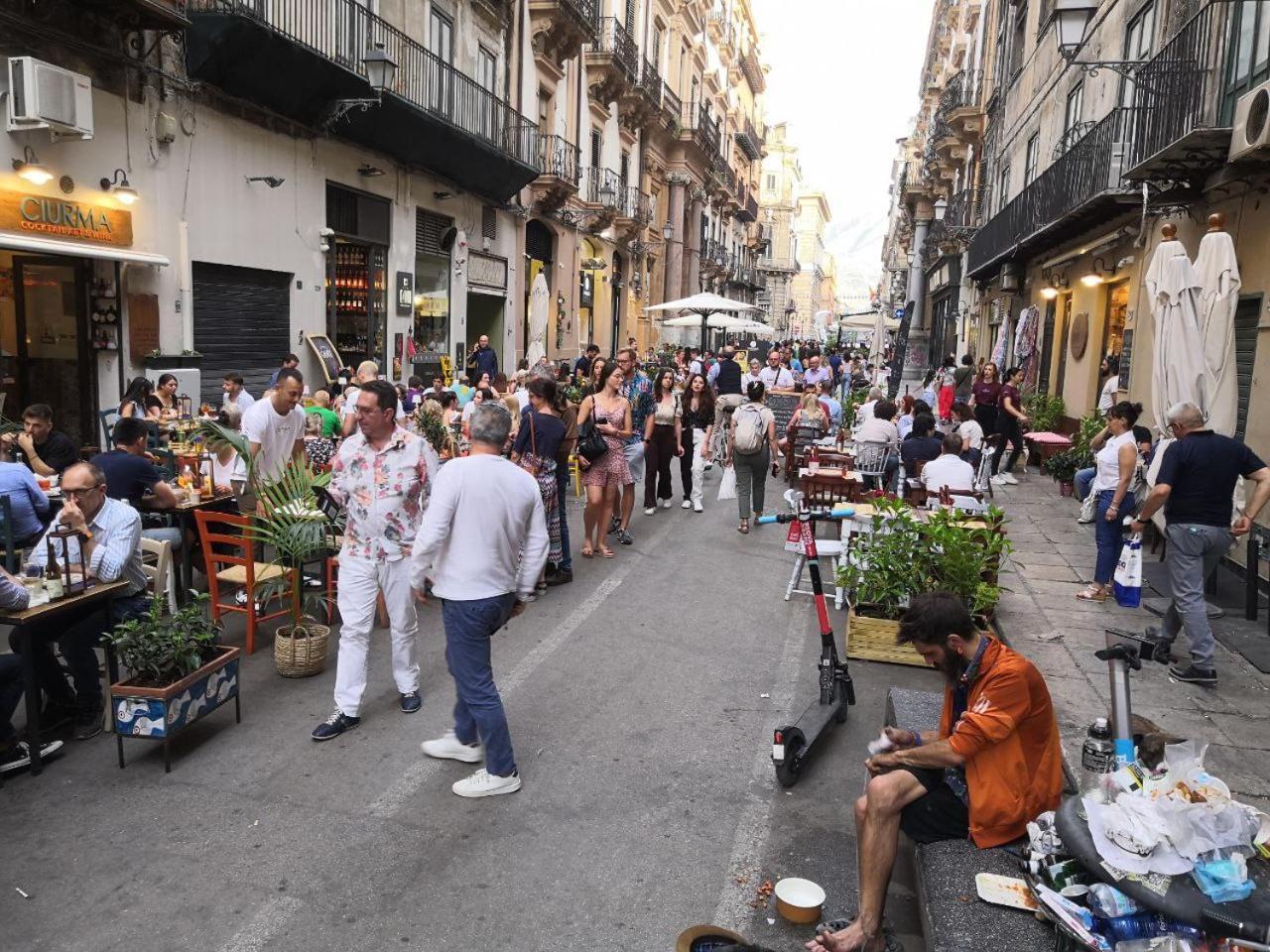 La Vucciria Di Guttuso Bed & Breakfast Palermo Bagian luar foto